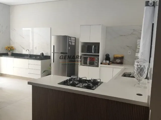 Casa com 240m² 3 quartos e 2 banheiros, à venda, no bairro Jardim Bréscia em Indaiatuba