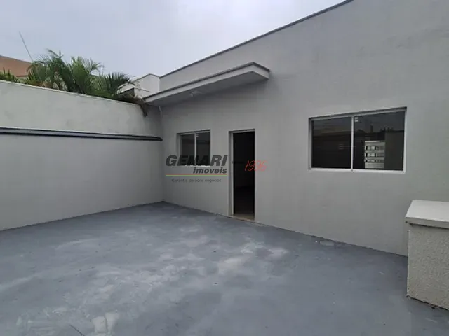 Casa com 150m² 3 quartos e 2 banheiros, à venda, no bairro Parque Residencial Sabiás em Indaiatuba