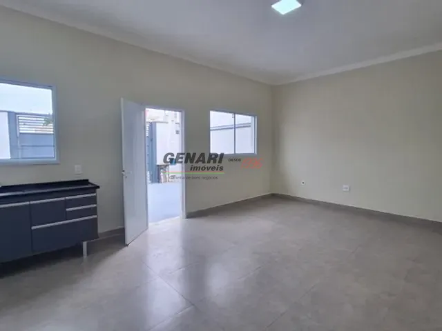 Casa com 150m² 3 quartos e 2 banheiros, à venda, no bairro Parque Residencial Sabiás em Indaiatuba