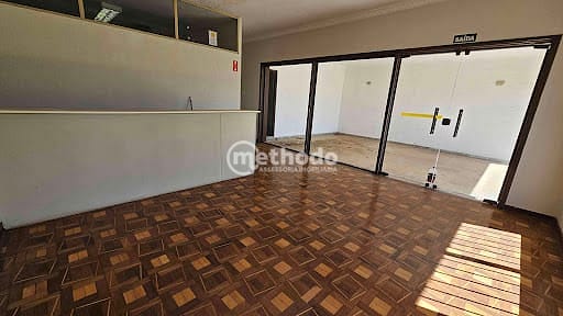 Casa, 4 quartos, 285 m² - Foto 3