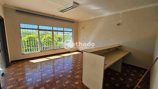 Casa, 4 quartos, 285 m² - Foto 1