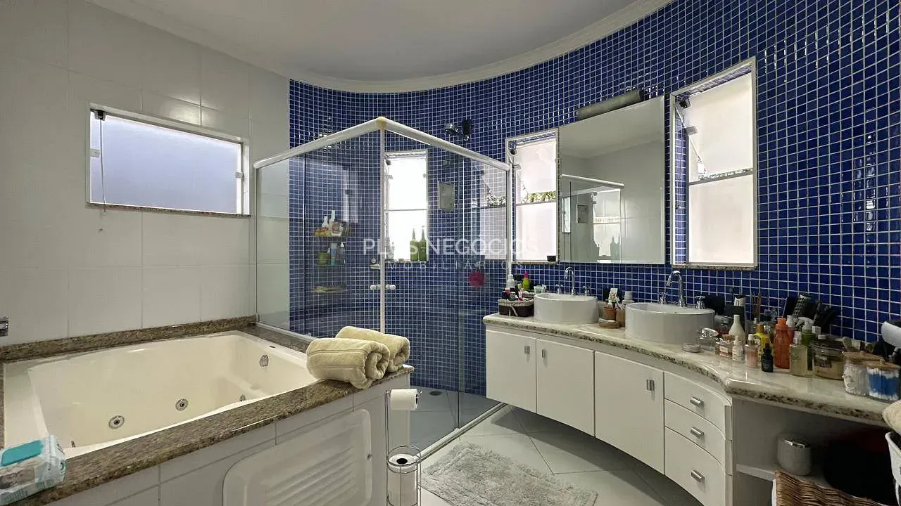 Casa, 3 quartos, 310 m² - Foto 41