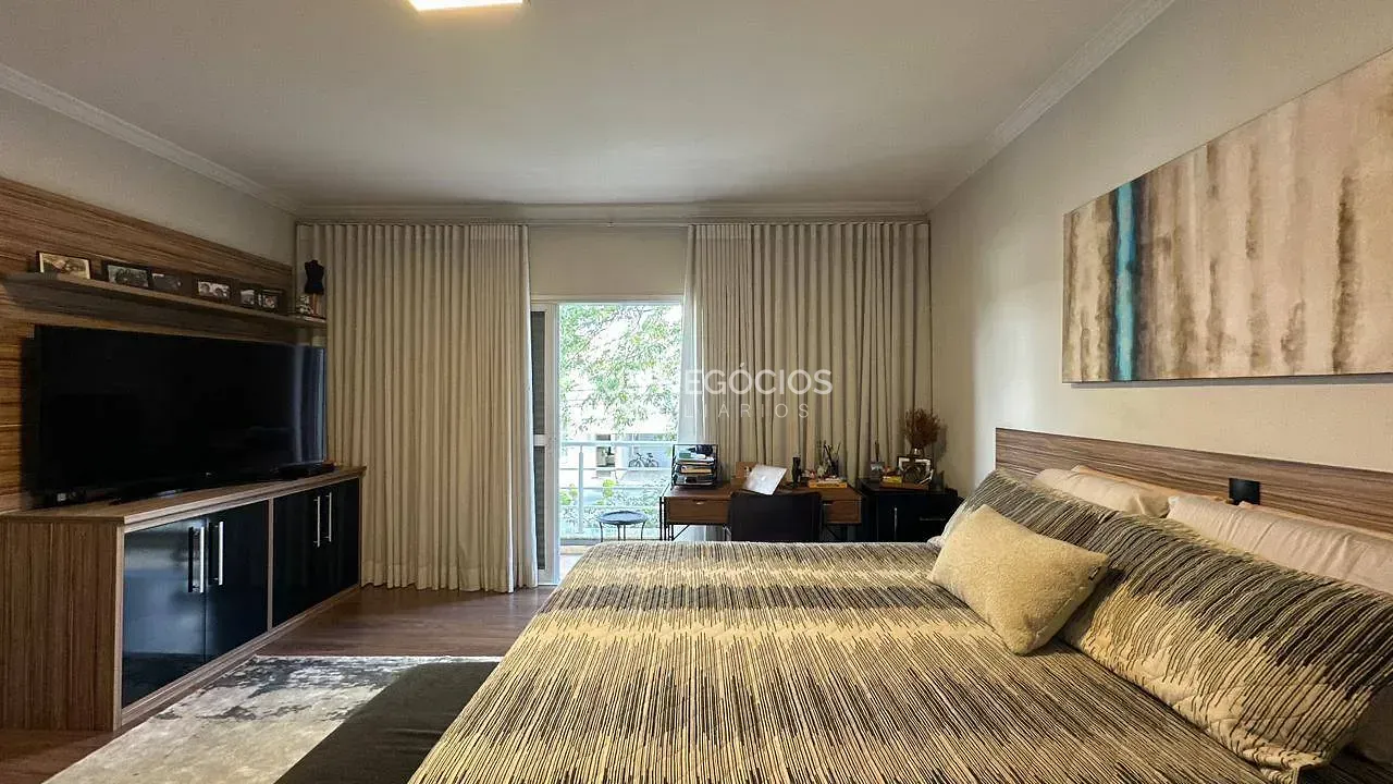 Casa, 3 quartos, 310 m² - Foto 38