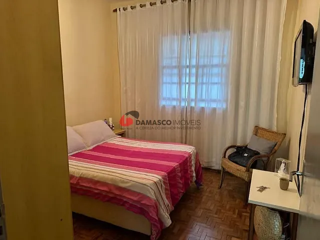 Casa 2 quartos e 1 banheiro, à venda, no bairro Olímpico em São Caetano do Sul