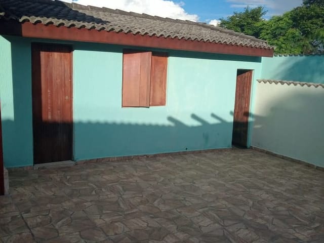 Casa com 225m² 3 quartos e 3 banheiros, à venda, no bairro Jardim América em Taubaté
