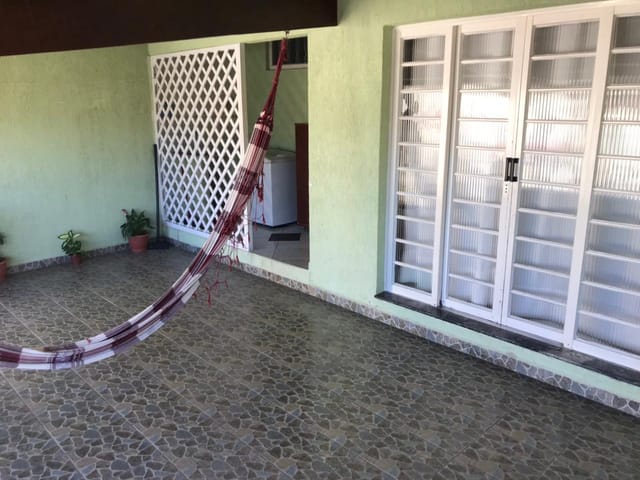 Casa com 225m² 3 quartos e 3 banheiros, à venda, no bairro Jardim América em Taubaté
