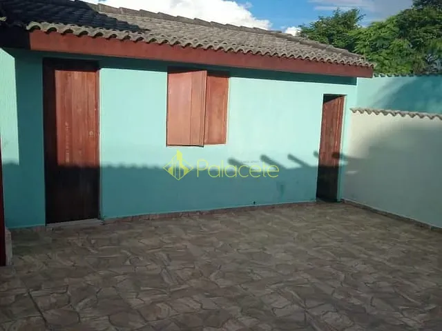Casa com 225m² 3 quartos e 3 banheiros, à venda, no bairro Jardim América em Taubaté