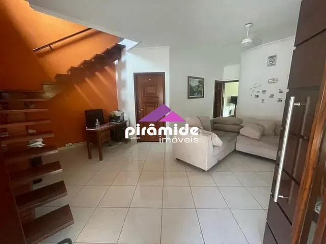 Casa com 360m² 5 quartos e 2 banheiros, à venda, no bairro Cidade Jardim em Caraguatatuba