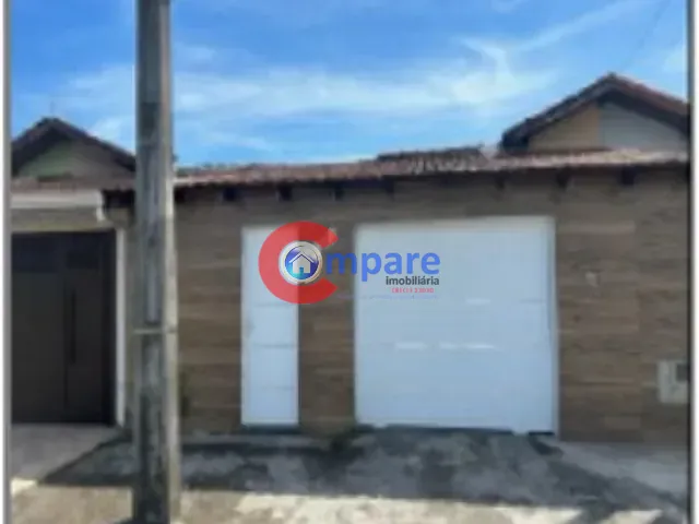 Casa com 49m² 2 quartos e 1 banheiro, à venda, no bairro Nova Itanhaém - Praia em Itanhaém
