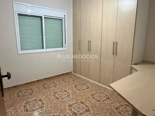 Casa com 360m² 3 quartos e 2 banheiros, à venda, no bairro Jardim Ibiti do Paço em Sorocaba