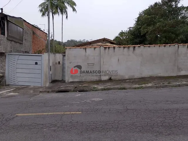 Casa 2 quartos e 2 banheiros, à venda, no bairro Dos Finco em São Bernardo do Campo