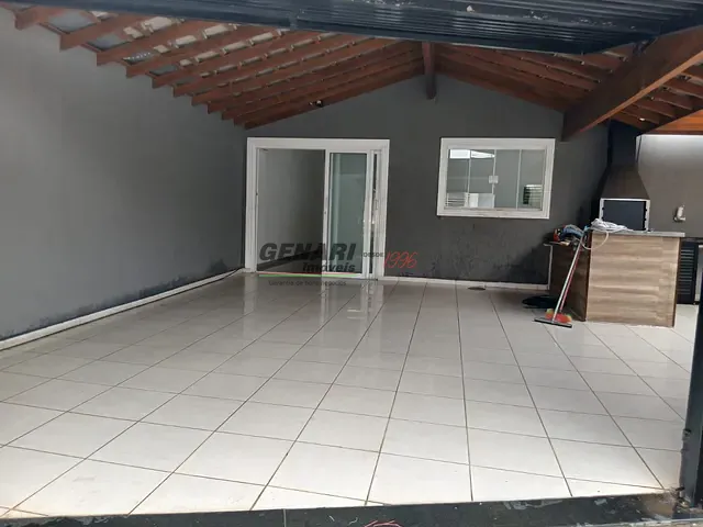 Casa 3 quartos e 2 banheiros, à venda, no bairro Jardim dos Colibris em Indaiatuba