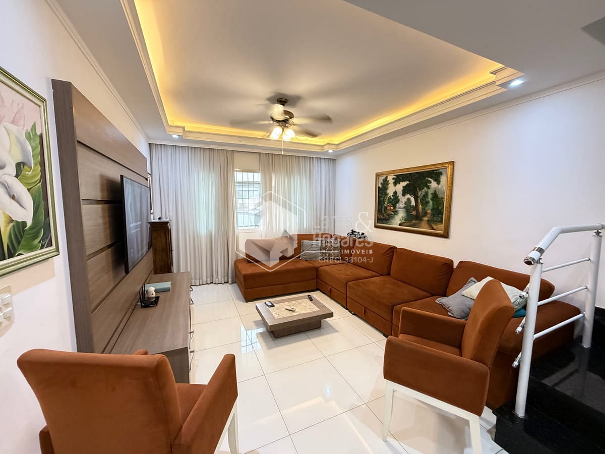 Casa, 3 quartos, 146 m² - Foto 1