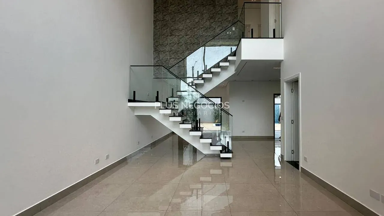 Casa, 3 quartos, 231 m² - Foto 2