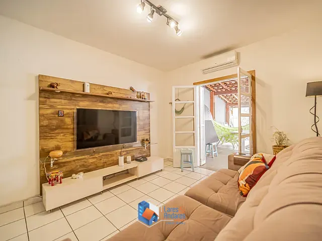 Casa com 200m² 3 quartos e 2 banheiros, à venda, no bairro Jardim Monte Kemel em São Paulo