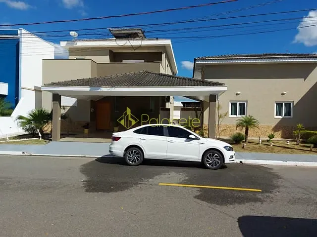 Casa com 500m² 4 quartos e 5 banheiros, à venda, no bairro Piracangaguá em Taubaté