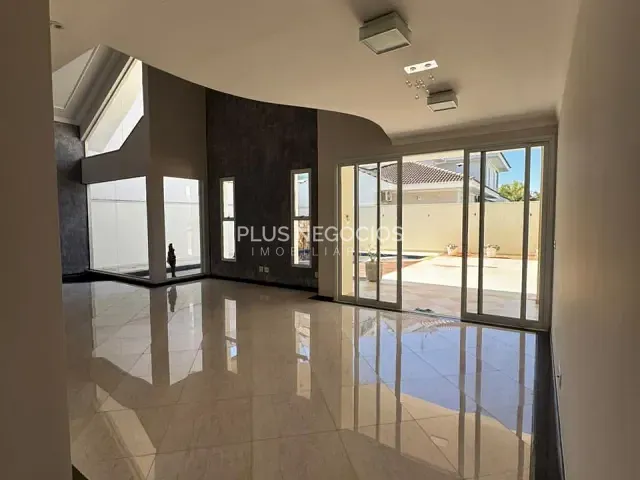 Casa com 500m² 4 quartos e 6 banheiros, à venda, no bairro Parque Residencial Villa dos Inglezes em Sorocaba