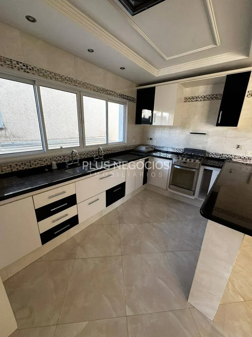 Casa, 4 quartos, 443 m² - Foto 32