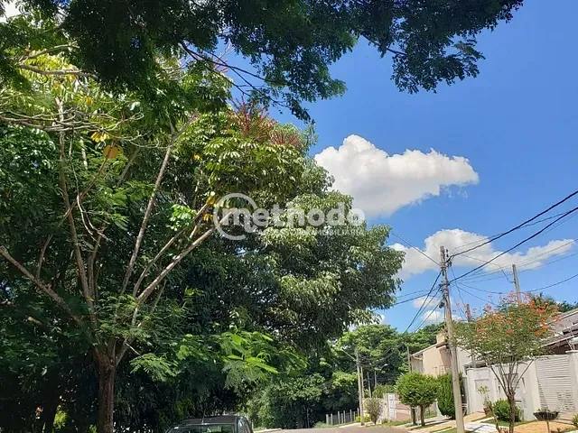 Casa com 200m² 3 quartos e 3 banheiros, à venda, no bairro Cidade Universitária em Campinas