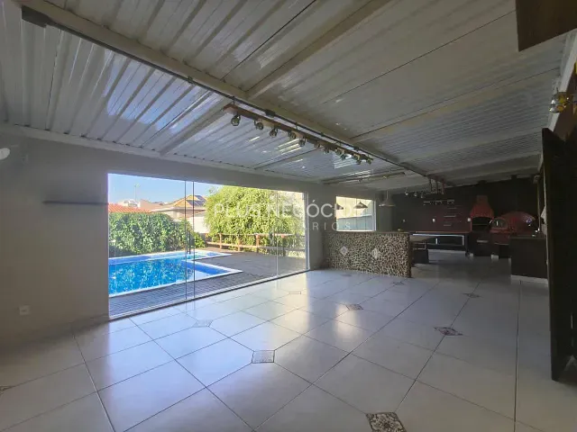 Casa com 250m² 3 quartos e 4 banheiros, à venda, no bairro Jardim Ibiti do Paço em Sorocaba
