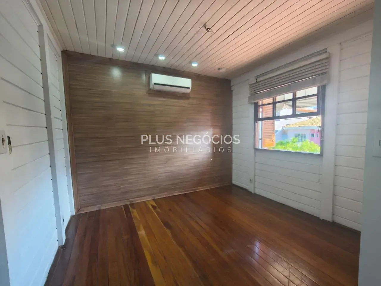Casa, 3 quartos, 250 m² - Foto 21