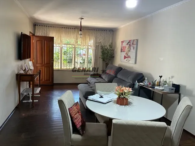 Casa com 250m² 3 quartos e 4 banheiros, à venda, no bairro Vila Maria Helena em Indaiatuba