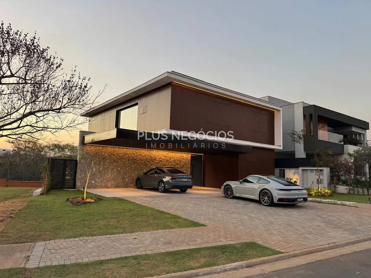 Casa, 5 quartos, 394 m² - Foto 3