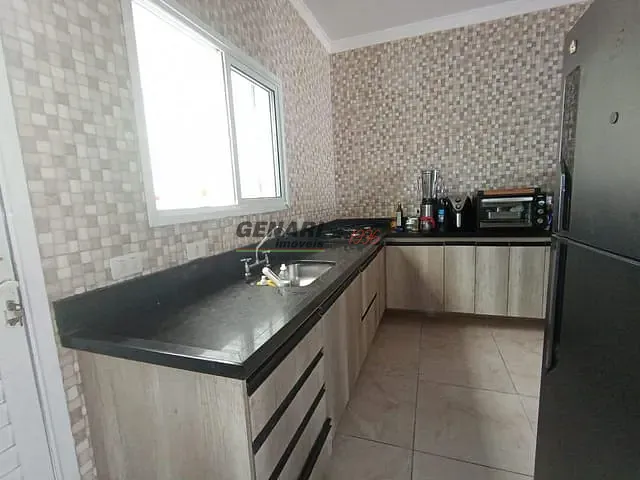 Casa 3 quartos e 2 banheiros, para alugar, no bairro Jardim Turim em Indaiatuba
