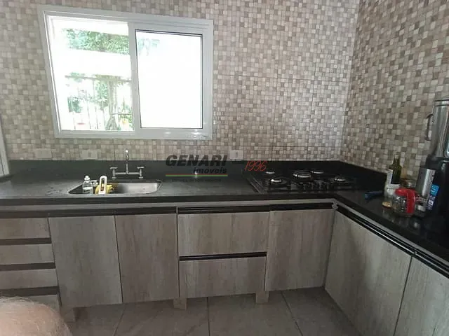 Casa 3 quartos e 2 banheiros, para alugar, no bairro Jardim Turim em Indaiatuba