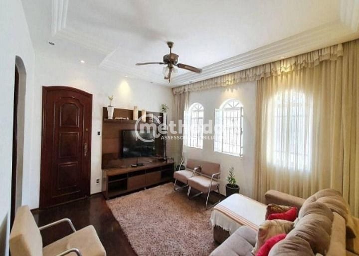 Casa, 3 quartos, 210 m² - Foto 14