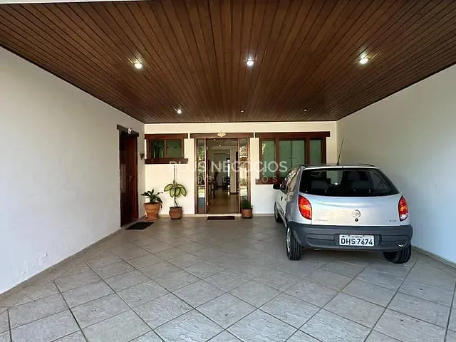 Casa com 374m² 4 quartos e 4 banheiros, à venda, no bairro Jardim Village Saint Claire em Sorocaba