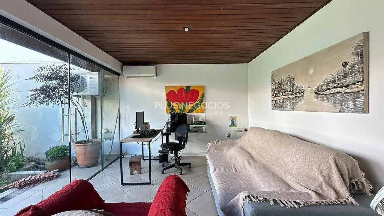 Casa, 4 quartos, 359 m² - Foto 32