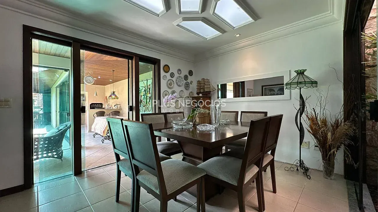 Casa, 4 quartos, 359 m² - Foto 10