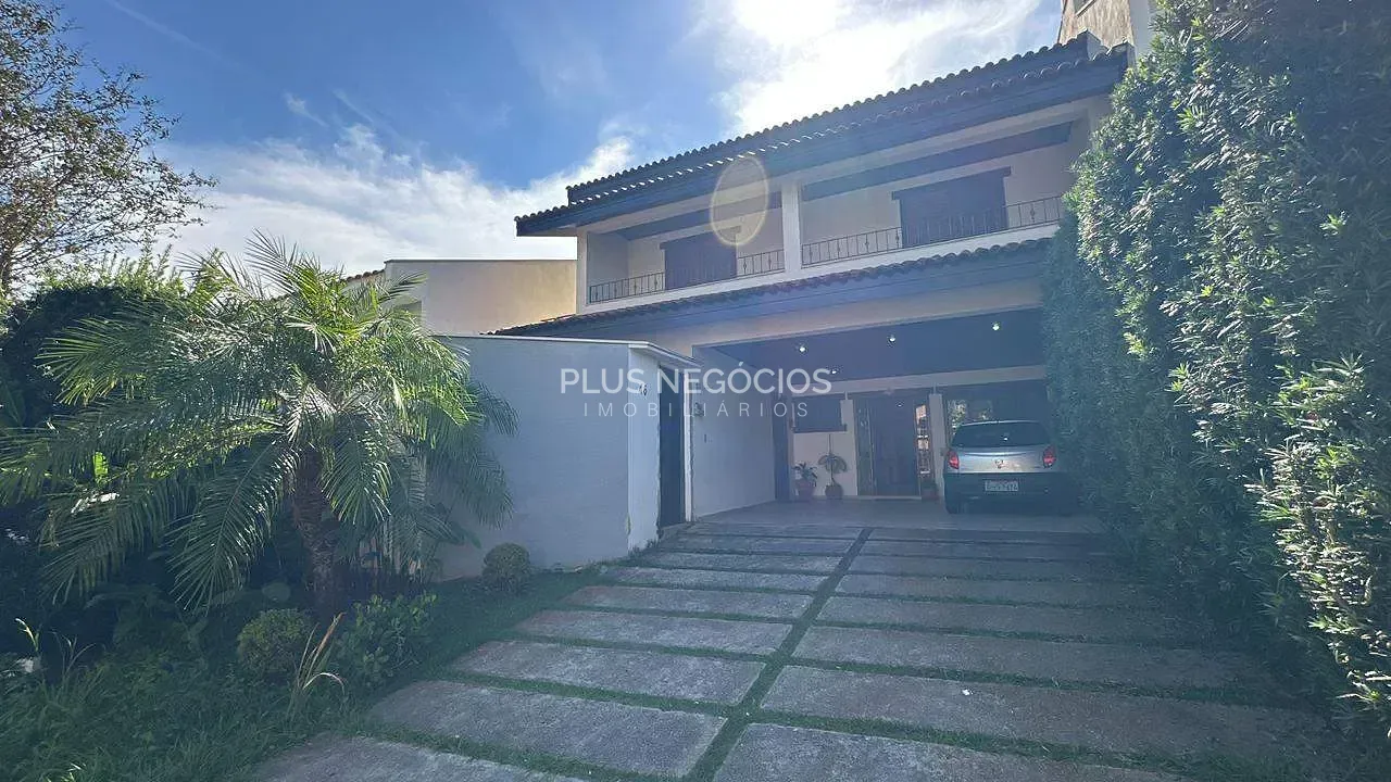 Casa, 4 quartos, 359 m² - Foto 1
