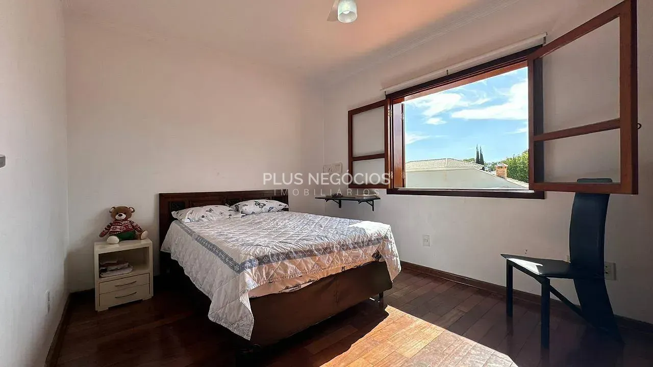 Casa, 4 quartos, 359 m² - Foto 37