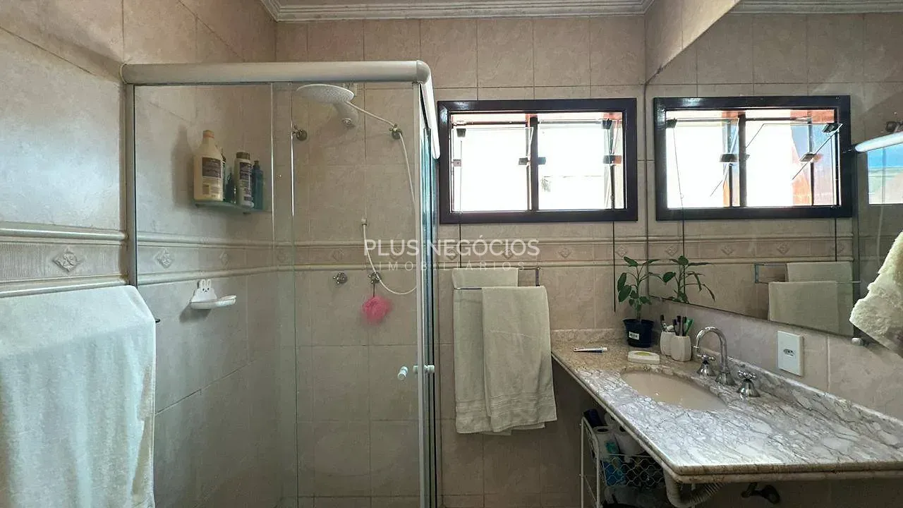 Casa, 4 quartos, 359 m² - Foto 46