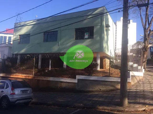Casa com 540m², à venda ou para alugar, no bairro Centro em Sorocaba