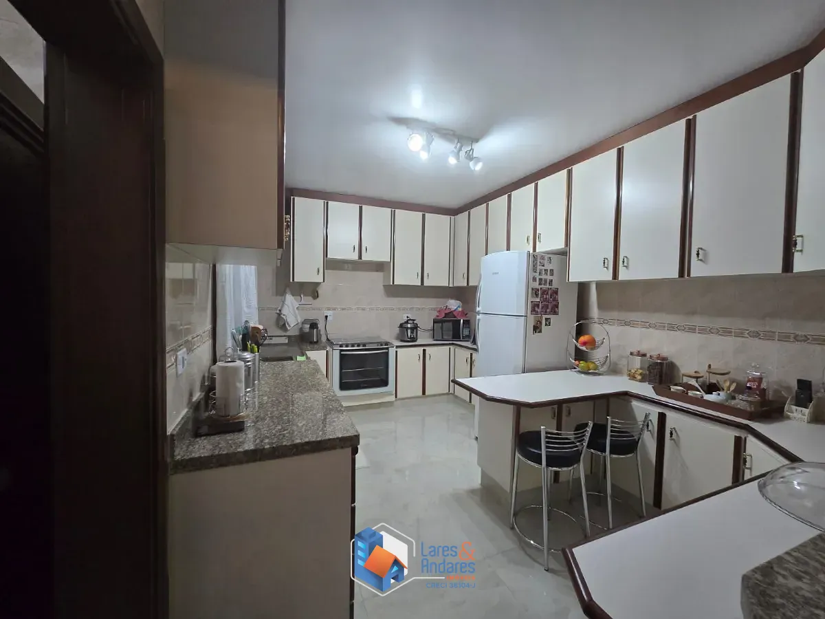 Casa, 3 quartos, 219 m² - Foto 18