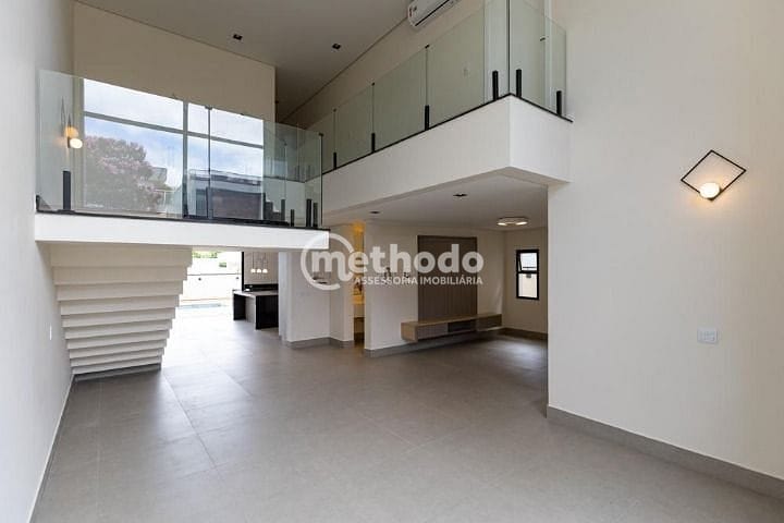 Casa, 3 quartos, 310 m² - Foto 1
