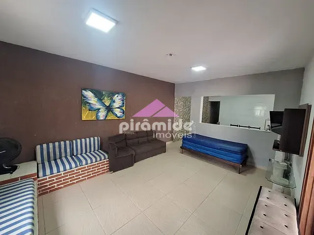 Casa com 240m² 3 quartos e 2 banheiros, à venda, no bairro Maranduba em Ubatuba