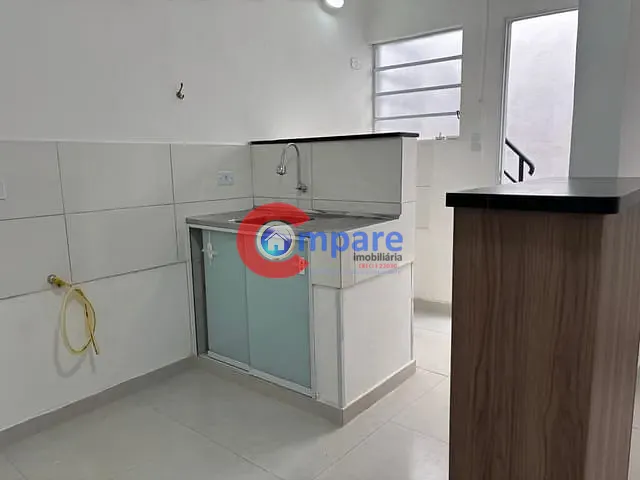 Casa 1 quarto e 1 banheiro, para alugar, no bairro Jardim Paraíso em Guarulhos