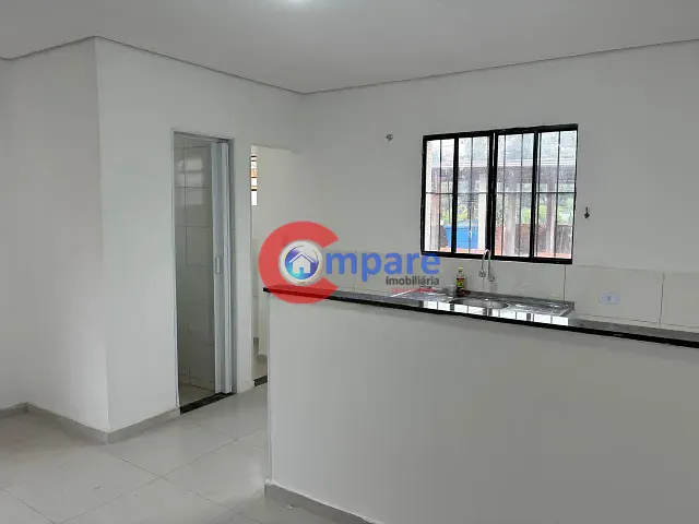 Casa 1 quarto e 1 banheiro, para alugar, no bairro Jardim Paraíso em Guarulhos