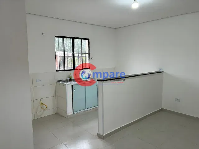 Casa 1 quarto e 1 banheiro, para alugar, no bairro Jardim Paraíso em Guarulhos
