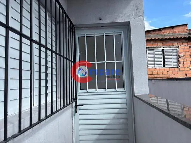Casa 1 quarto e 1 banheiro, para alugar, no bairro Jardim Paraíso em Guarulhos