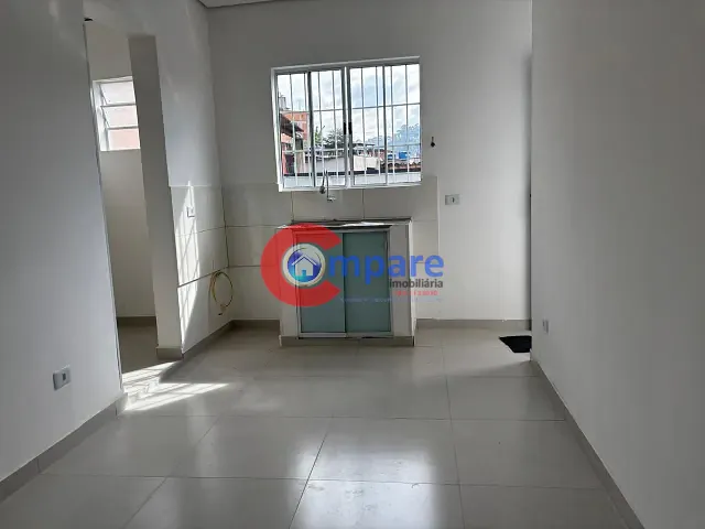 Casa 1 quarto e 1 banheiro, para alugar, no bairro Jardim Paraíso em Guarulhos