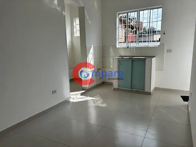 Casa 1 quarto e 1 banheiro, para alugar, no bairro Jardim Paraíso em Guarulhos