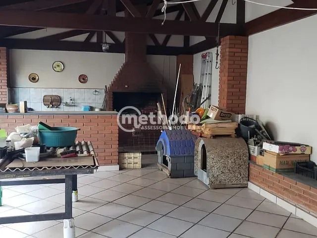 Casa com 350m² 4 quartos e 3 banheiros, à venda, no bairro Jardim Nova Europa em Campinas