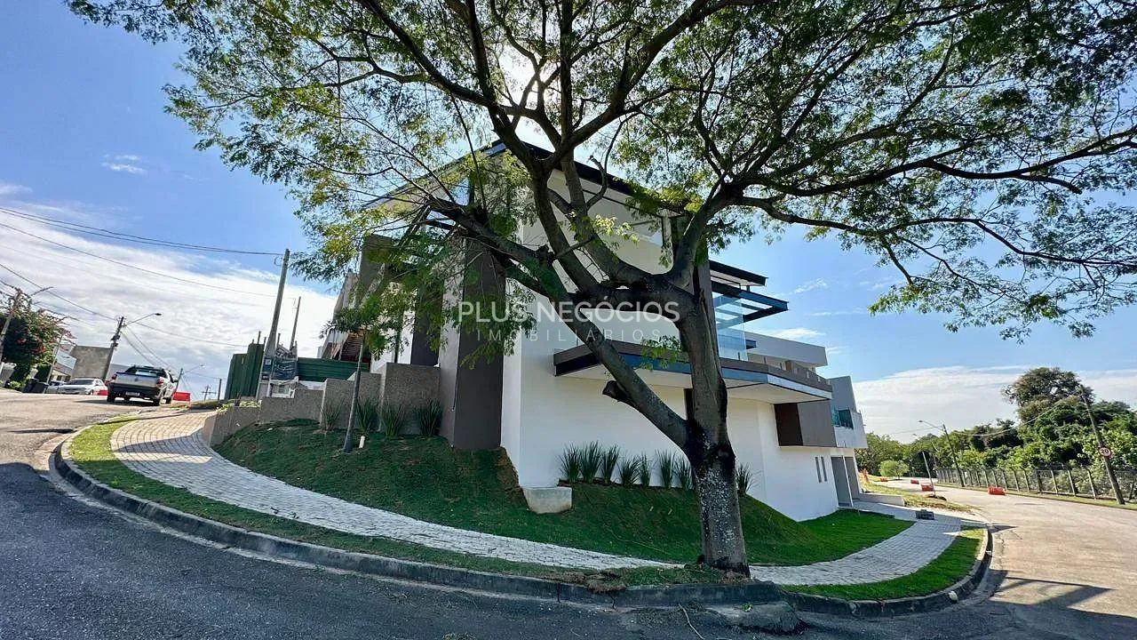 Casa, 3 quartos, 253 m² - Foto 2