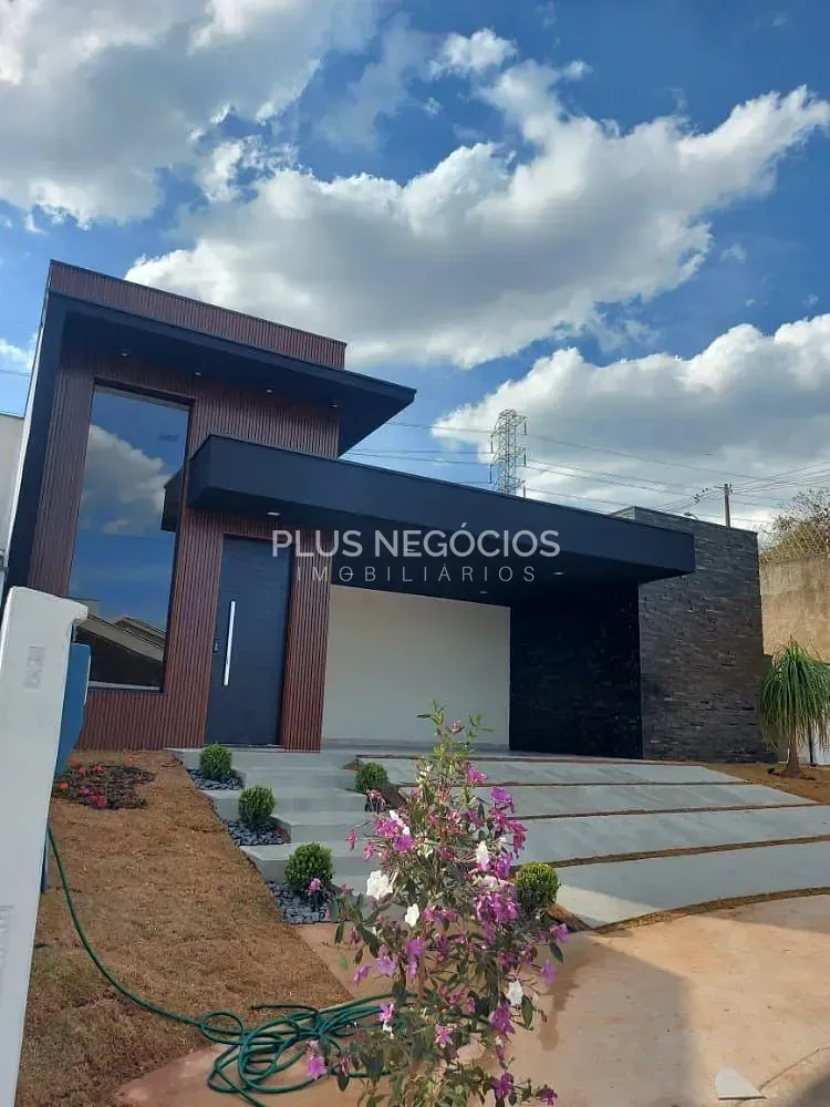 Casa, 3 quartos, 335 m² - Foto 1
