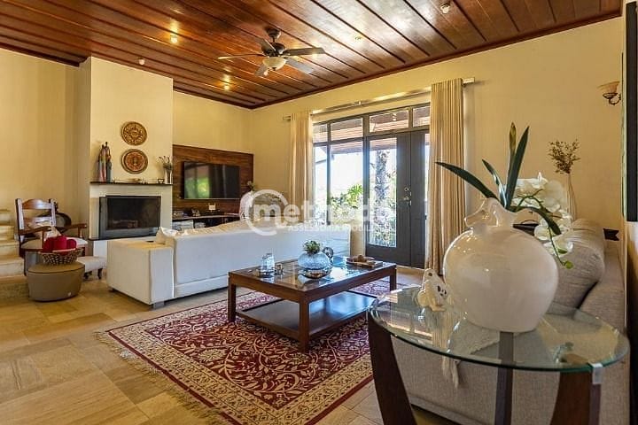 Casa, 3 quartos, 550 m² - Foto 1